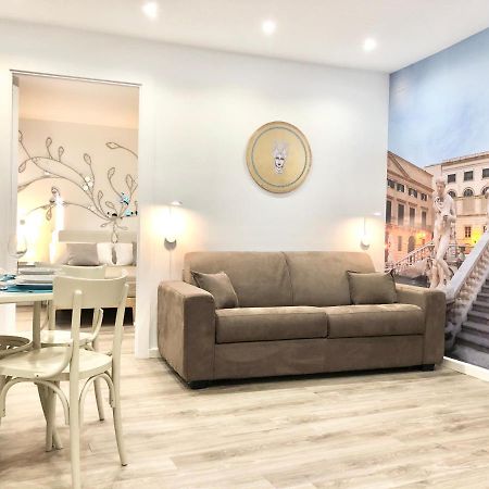 Suite 4 Canti Palermo Exterior foto